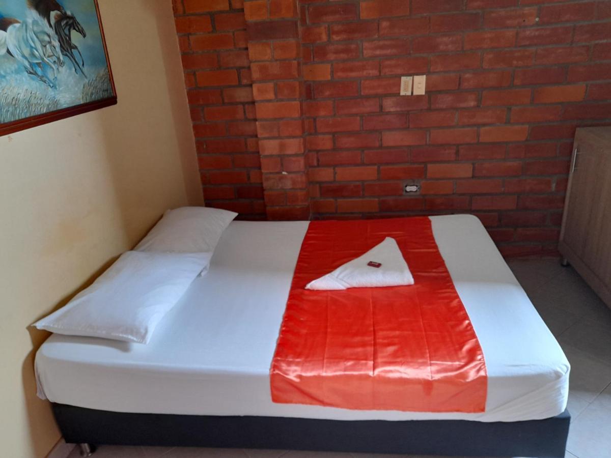 Hotel Boutique Los Gentiles Santa Fe de Antioquia Szoba fotó