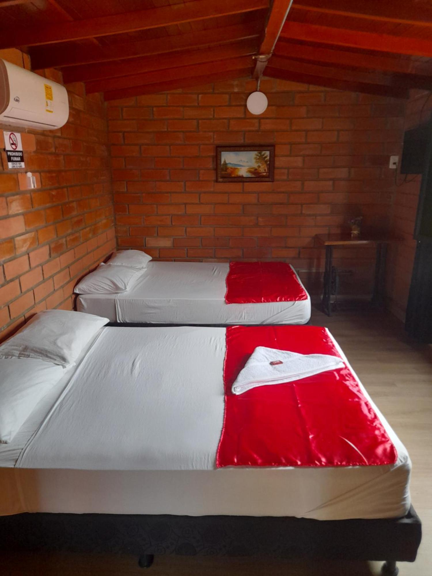 Hotel Boutique Los Gentiles Santa Fe de Antioquia Szoba fotó