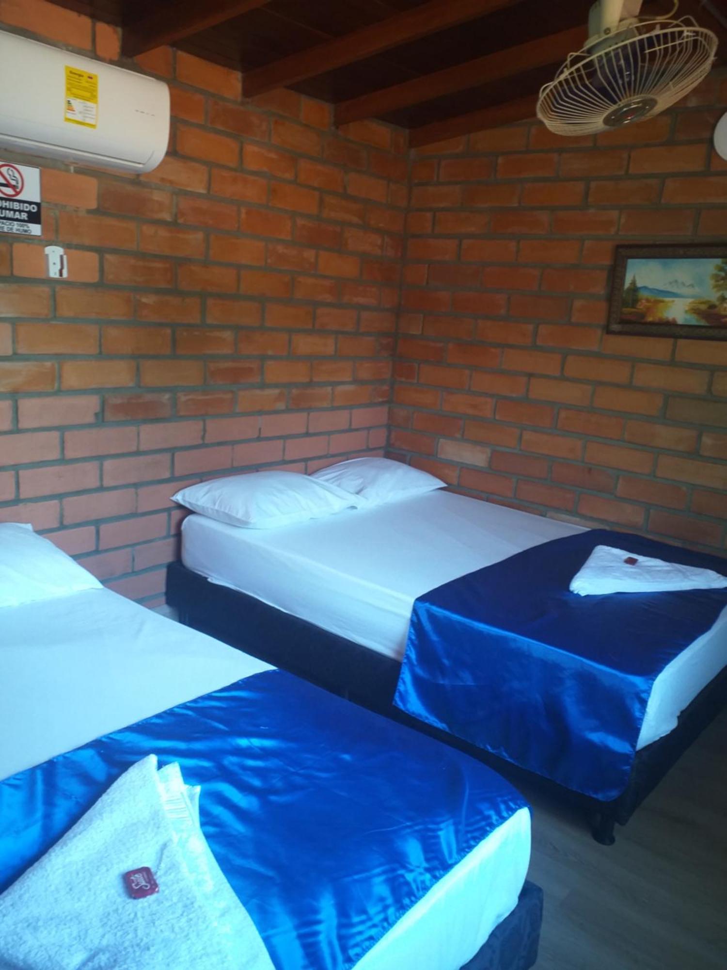 Hotel Boutique Los Gentiles Santa Fe de Antioquia Szoba fotó