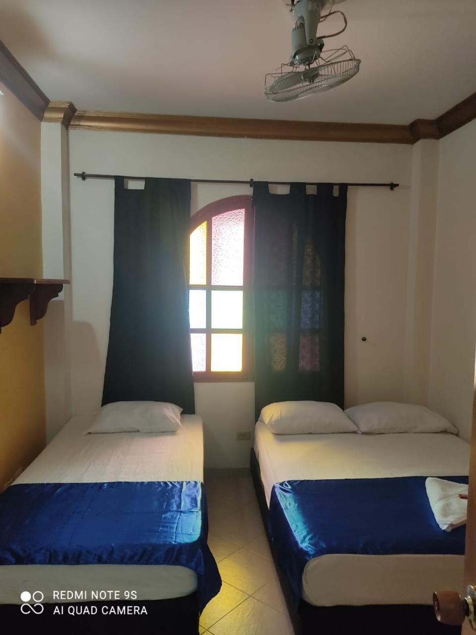 Hotel Boutique Los Gentiles Santa Fe de Antioquia Szoba fotó