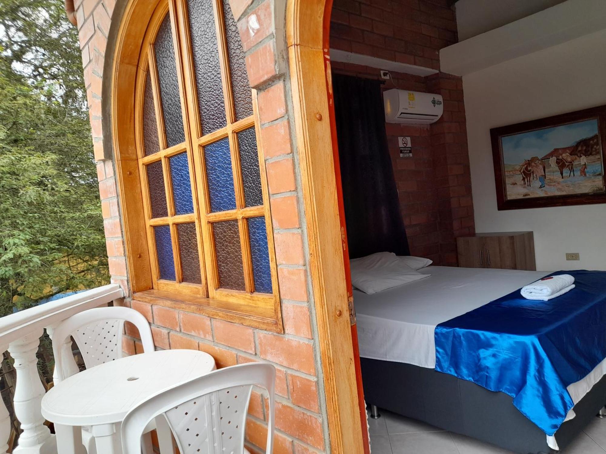 Hotel Boutique Los Gentiles Santa Fe de Antioquia Szoba fotó